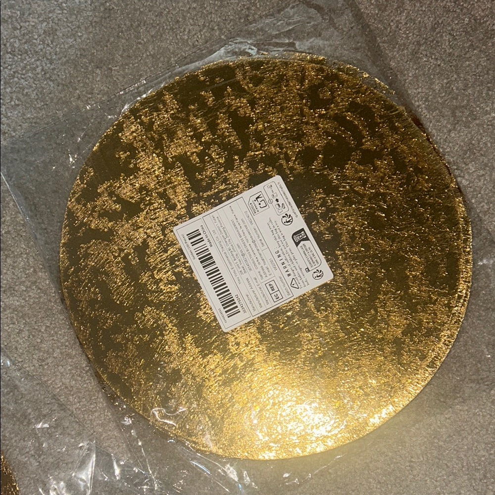 Gold Textured Round Placemat